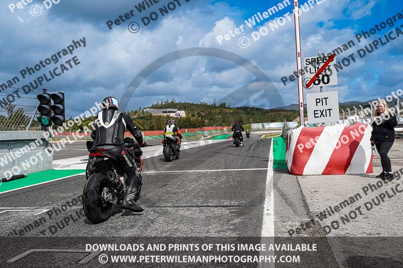 motorbikes;no limits;peter wileman photography;portimao;portugal;trackday digital images